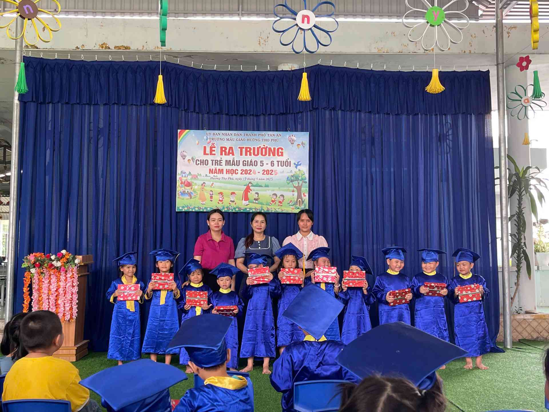 ra trường lá 2.2